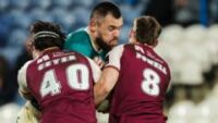 Humphries & Price seal Premier League play-off spots