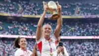 Gibson helps England beat NZ to clinch T20 series