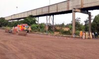 No Help From Govt, Odisha Farmers’ Repair Damaged Canal  | OTV